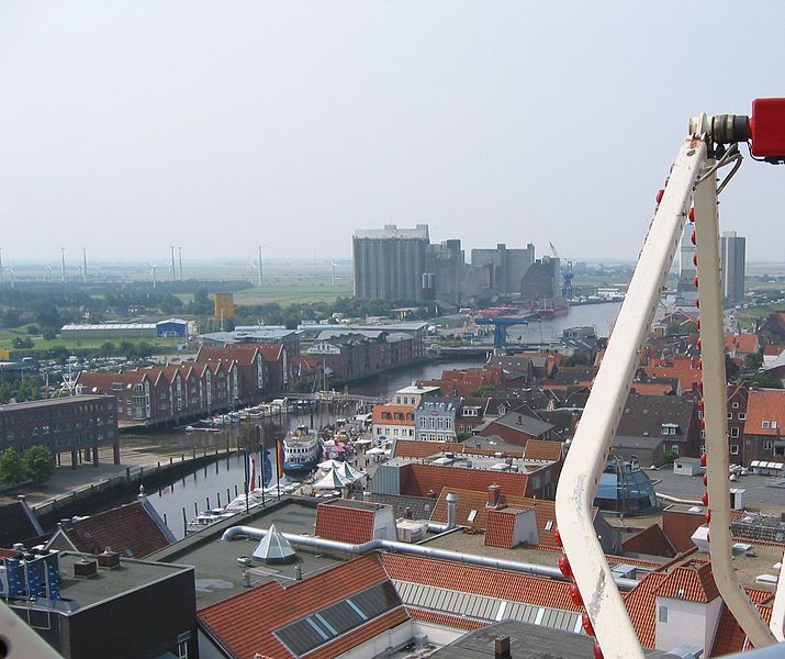 File:2002-08 Husum - Port.jpg